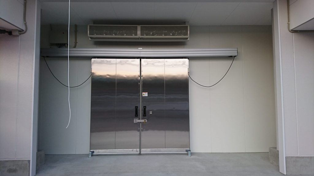 床上工事防熱扉＋エアカーテン連動