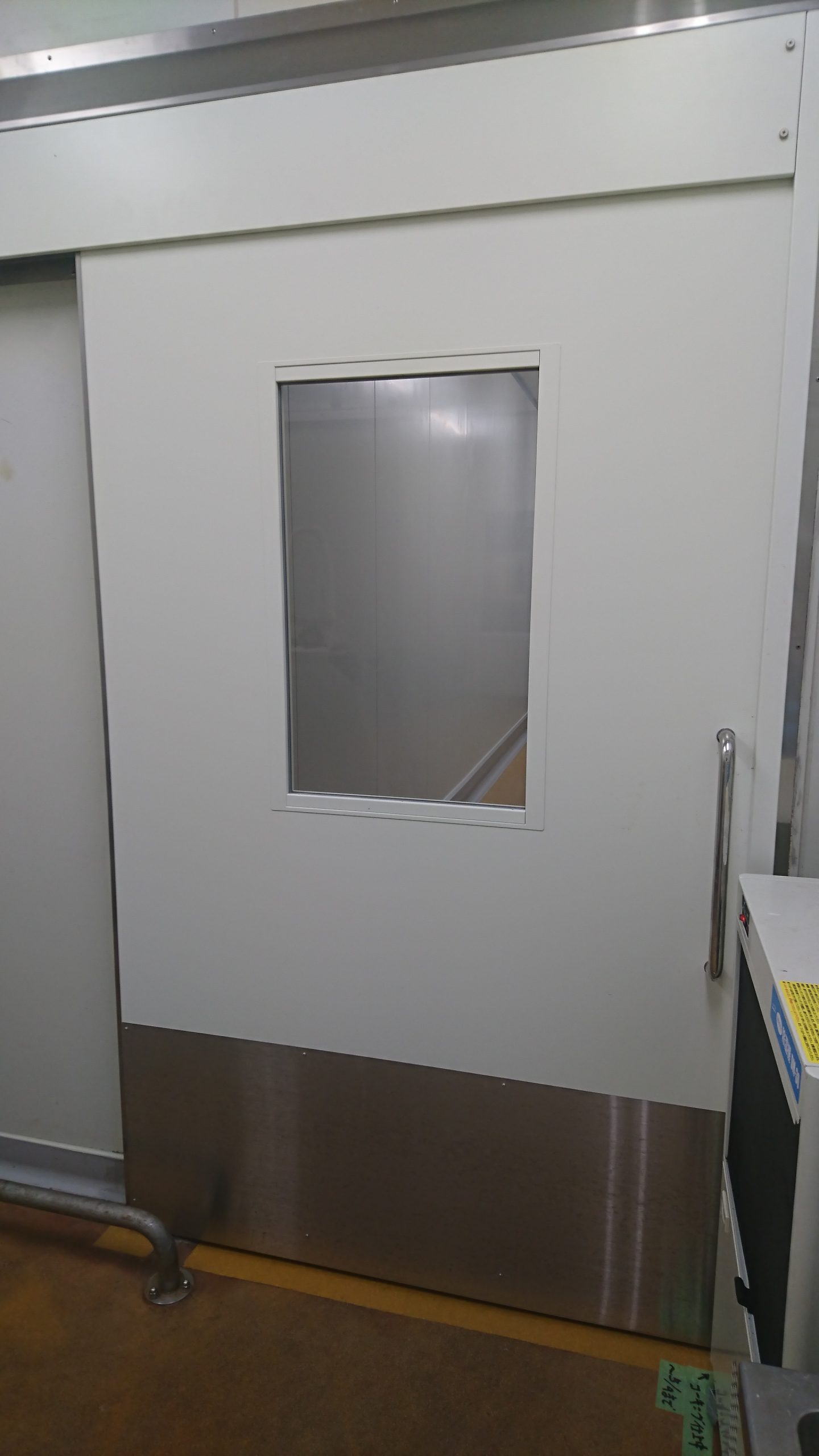 スチール扉改修完了